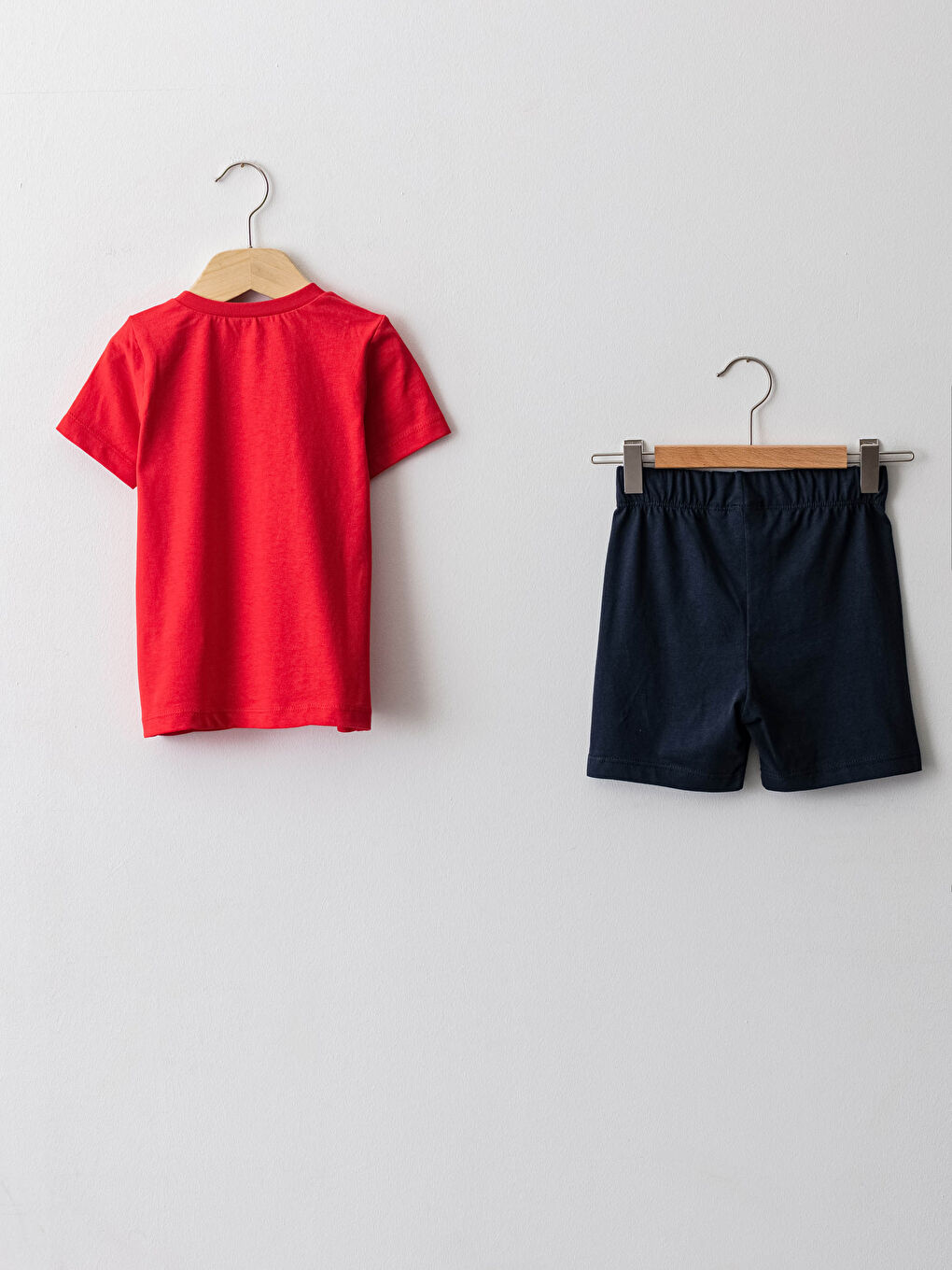 Kırmızı Bisiklet Yaka Kısa Kollu Baskılı Pamuklu Erkek Bebek Tişört ve Şort 2'li Takım-1