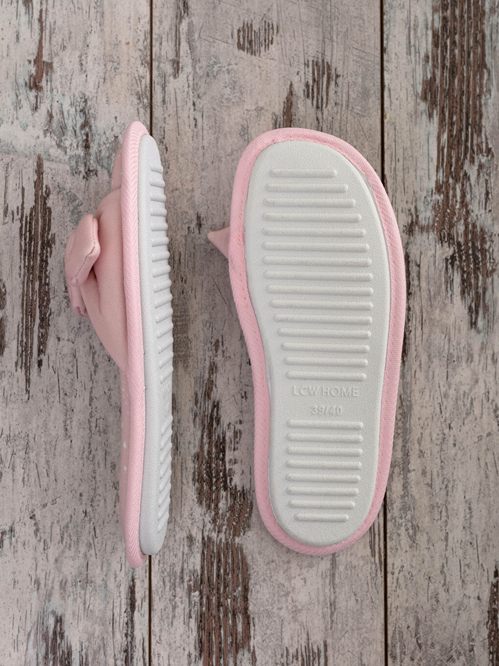 Pembe Fiyonk Detaylı Baskılı Kadın Ev Terliği-2