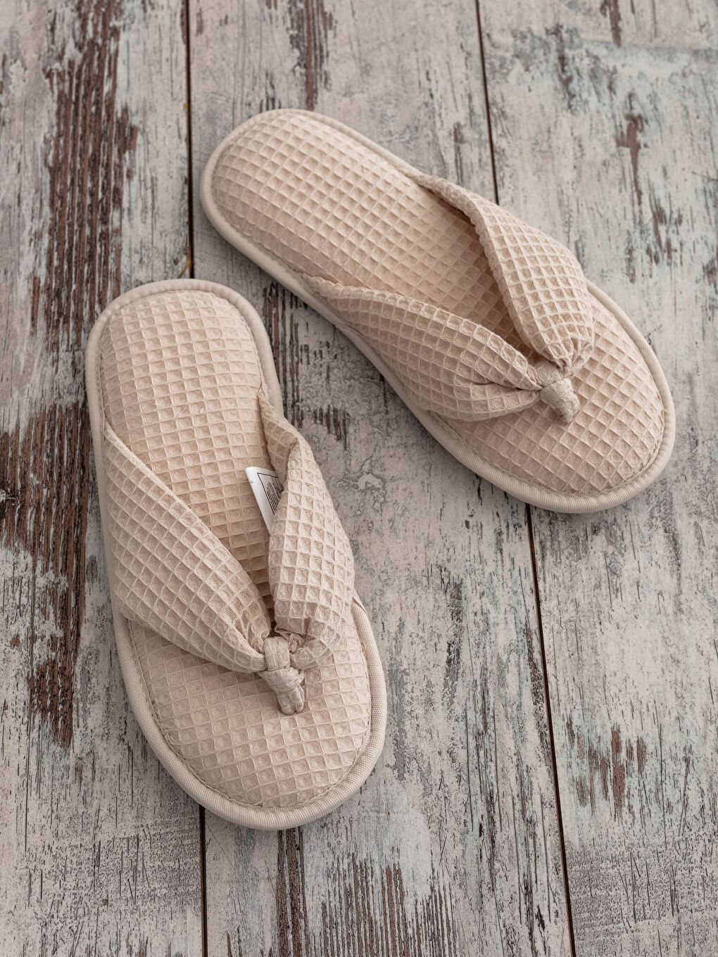 Gri Tek Bantlı Parmak Arası Kadın Ev Terliği