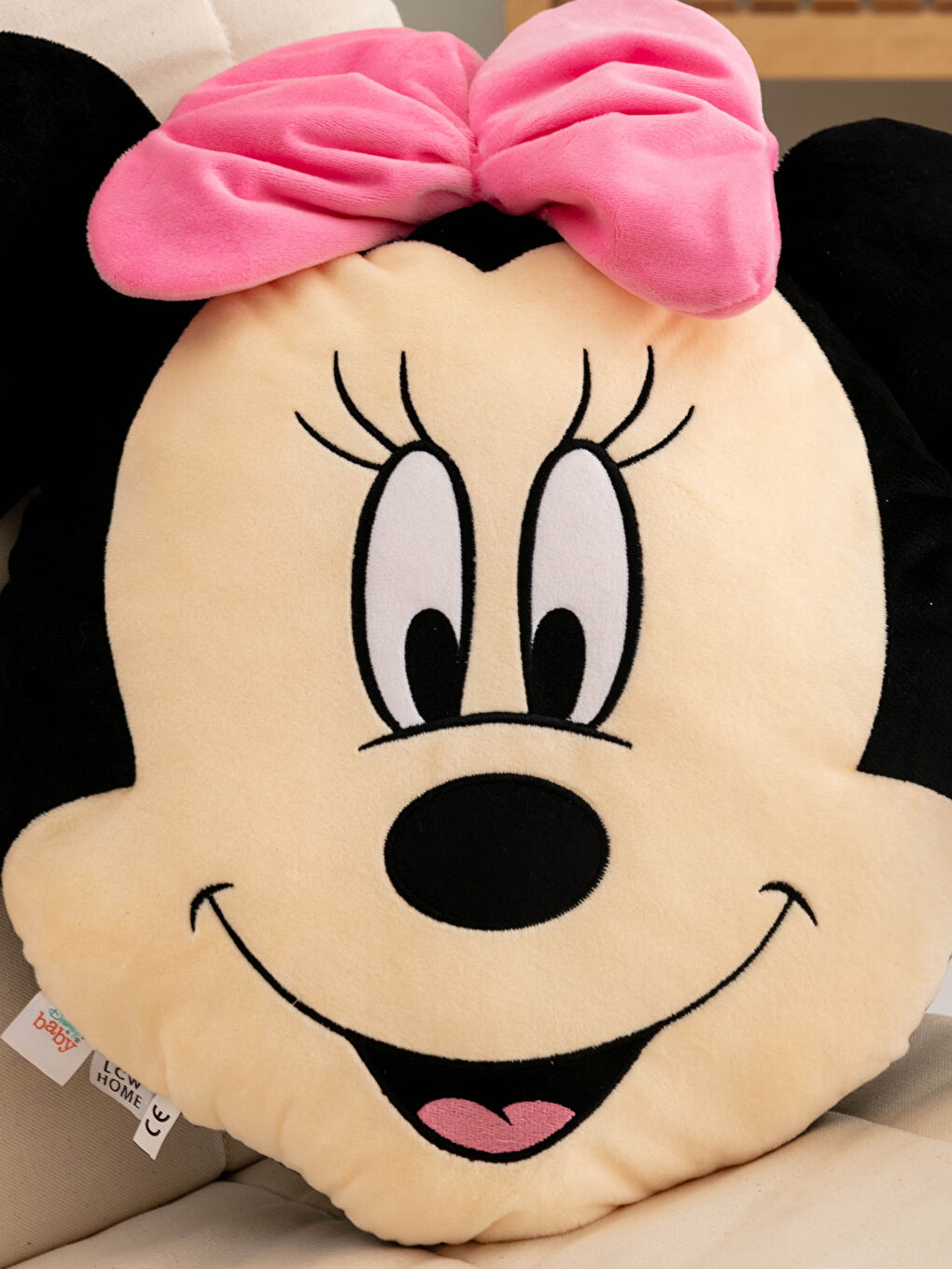 Perna decorativă din pluș licențiată Minnie Mouse-1