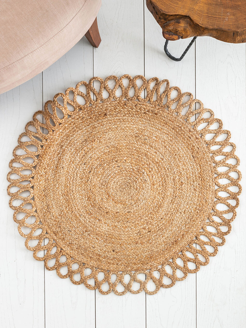 سجادة من الجوت المستديرة المزخرفة