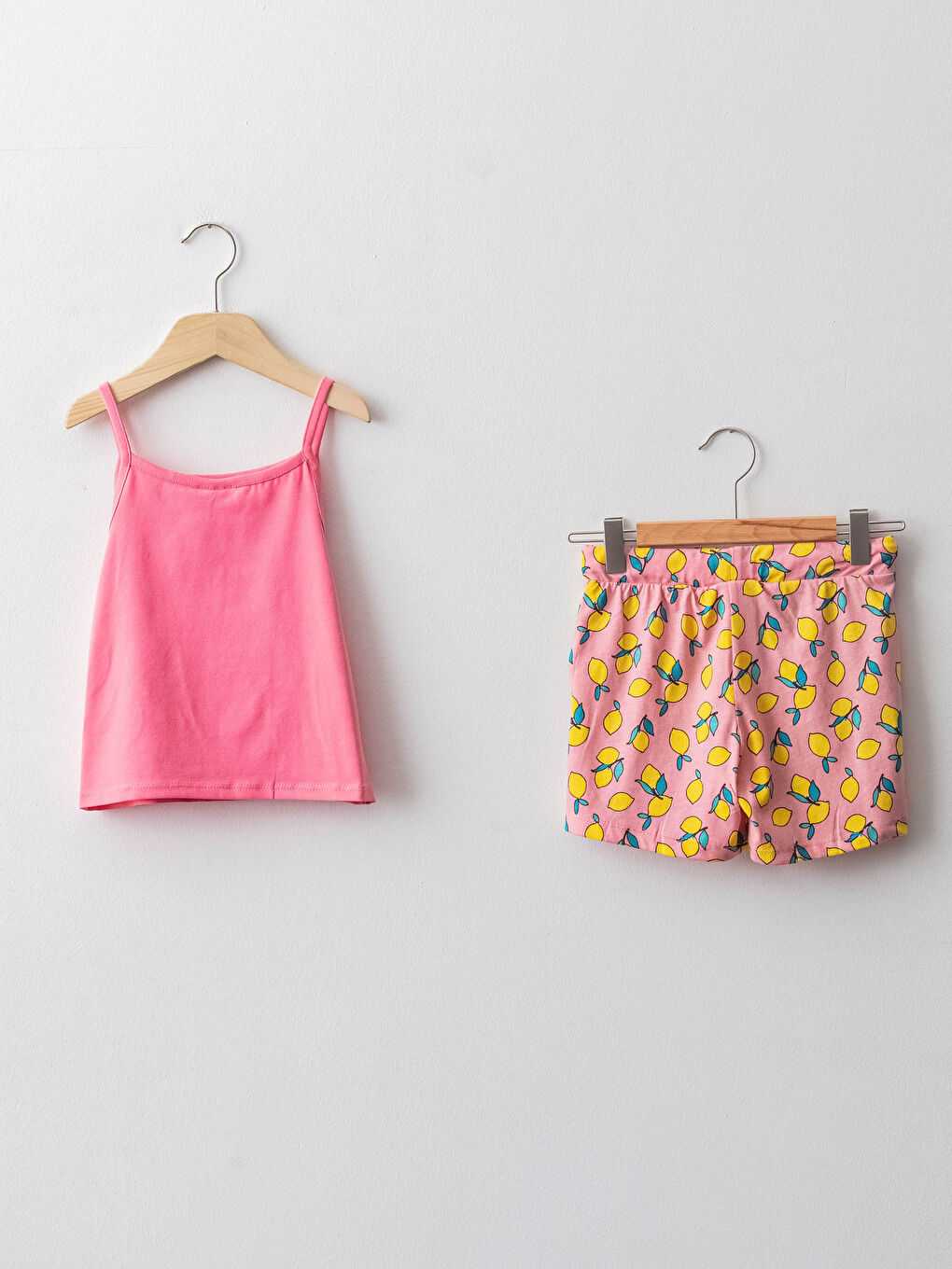 Ensemble Débardeur et Short Fille à Col Carré et Bretelles Imprimées en Coton-1