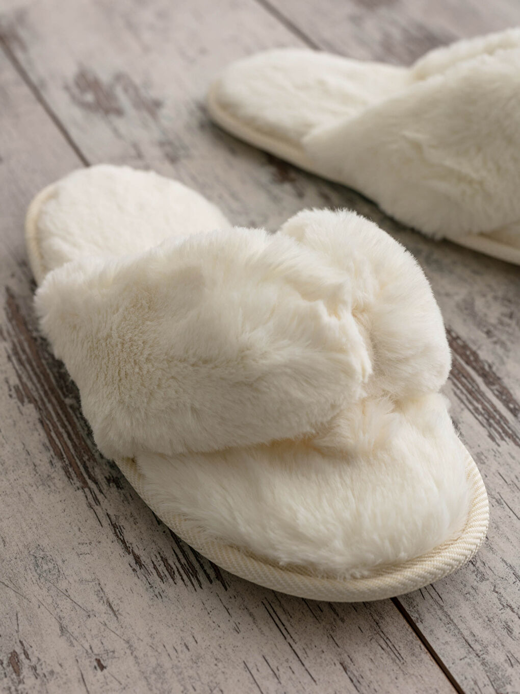 LCW HOME Plüsch Flip-Flops Hausschuhe für Damen -S1JH65Z8-J5E