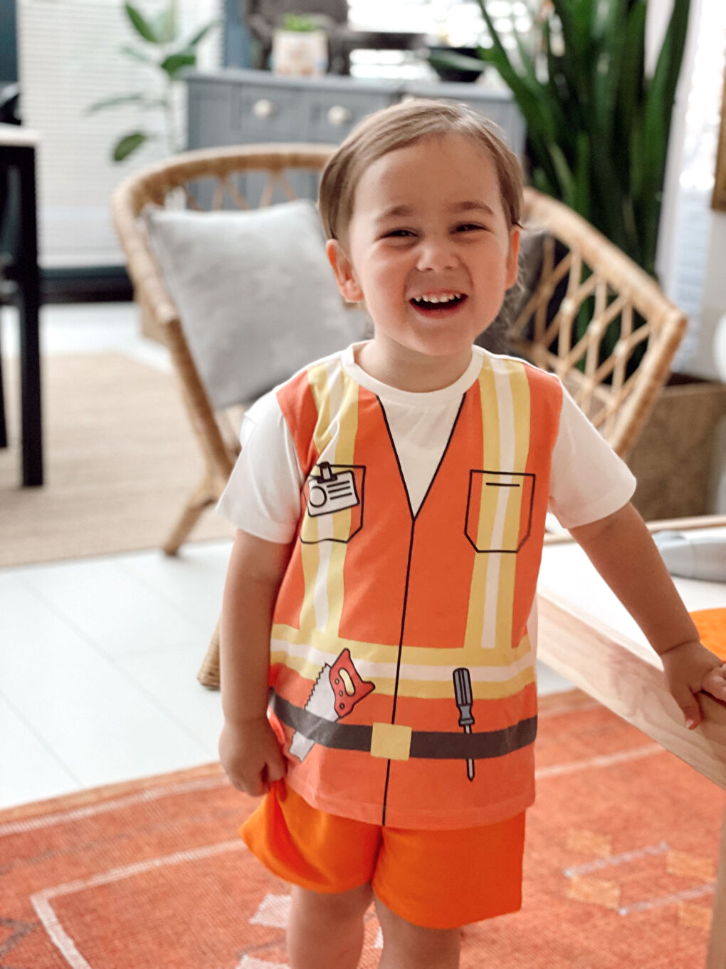 Ekru Bisiklet Yaka Kısa Kollu Baskılı Erkek Bebek Tamirci Kostüm-2