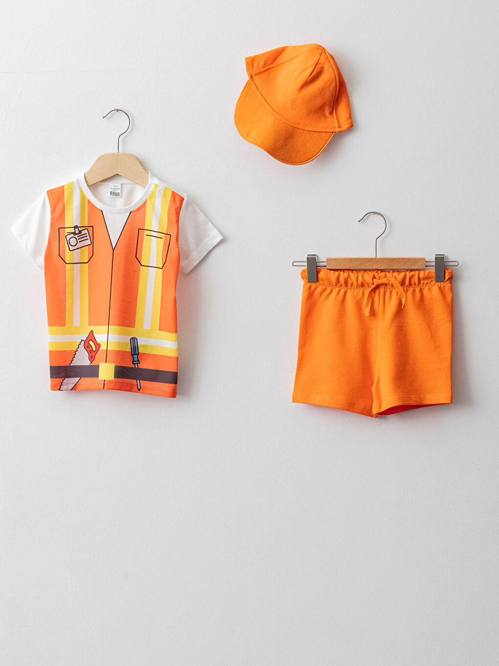 Ekru Bisiklet Yaka Kısa Kollu Baskılı Erkek Bebek Tamirci Kostüm-4