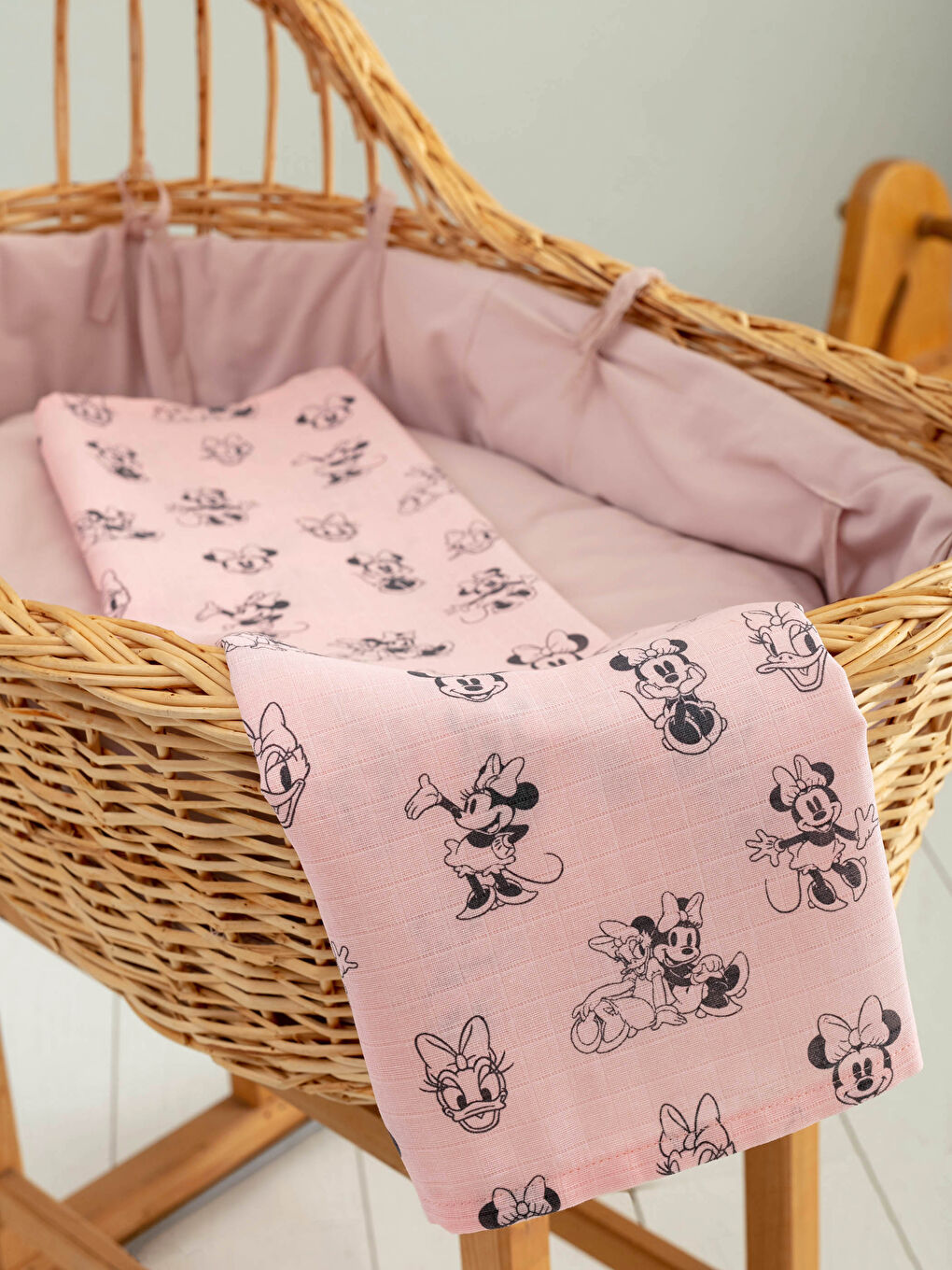 LCW HOME Minnie Mouse Licensed Baby Girl Blanket 85x85 Cm -S1JR30Z1-F9C