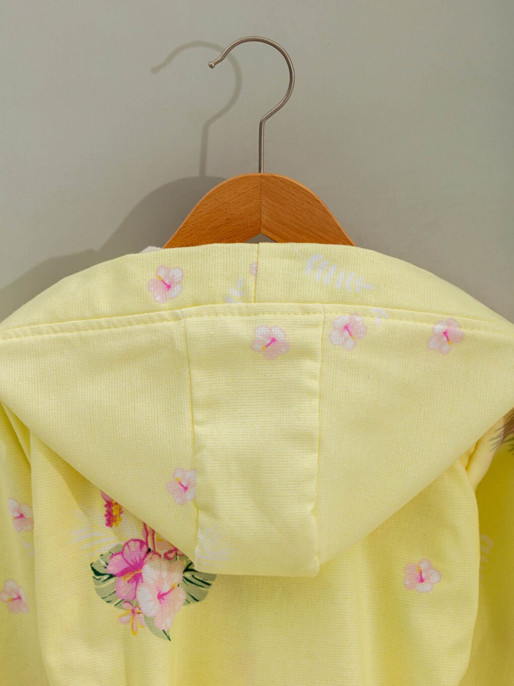 LCW HOME Flamingo Printed Hooded Collar Girls Bathrobe -S1JR39Z4-FTR