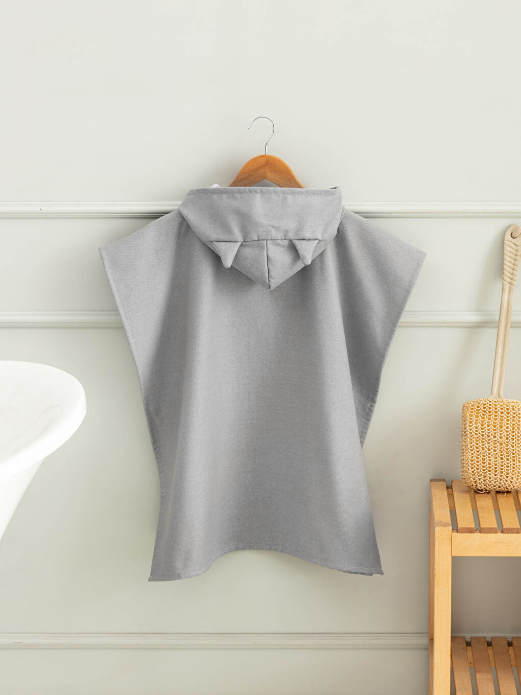 LCW HOME Batman Lizenzierter Poncho mit Kapuze für Jungen -S1JR44Z4-F9C