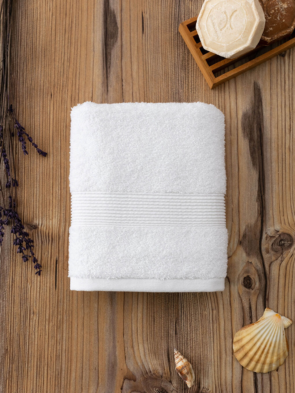 Line Detailed Flat Face Towel 50x80 Cm