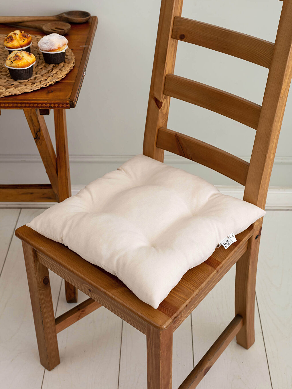 Lace-Up Chair Cushion