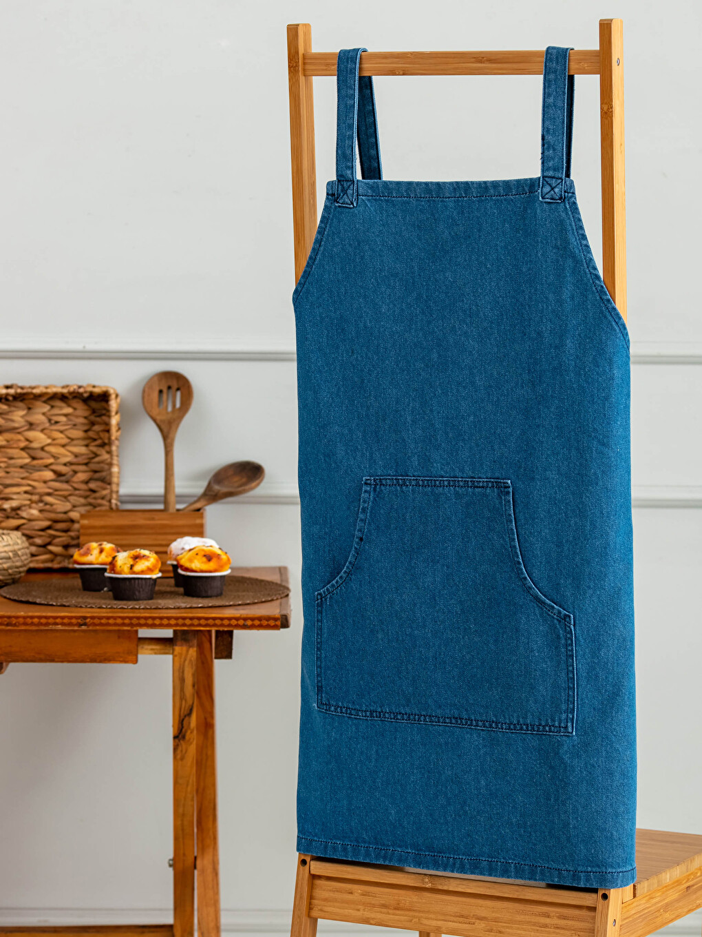 LCW HOME Pocket Jean Kitchen Apron - S1K273Z8-L8B | LC Waikiki
