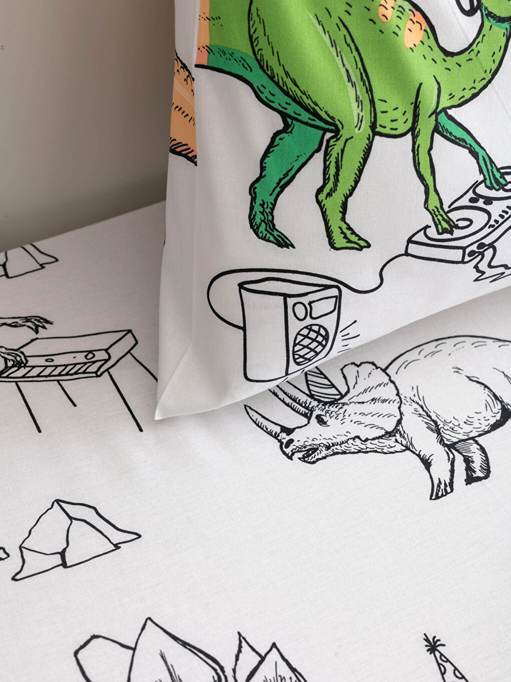 Dinosaur Printed Boys Pique Set-2