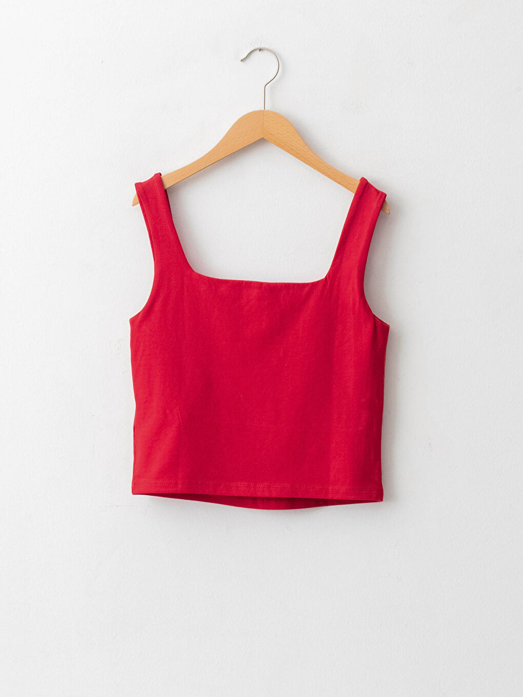 Kırmızı Kadın Kare Yaka Askılı Düz Atlet-1