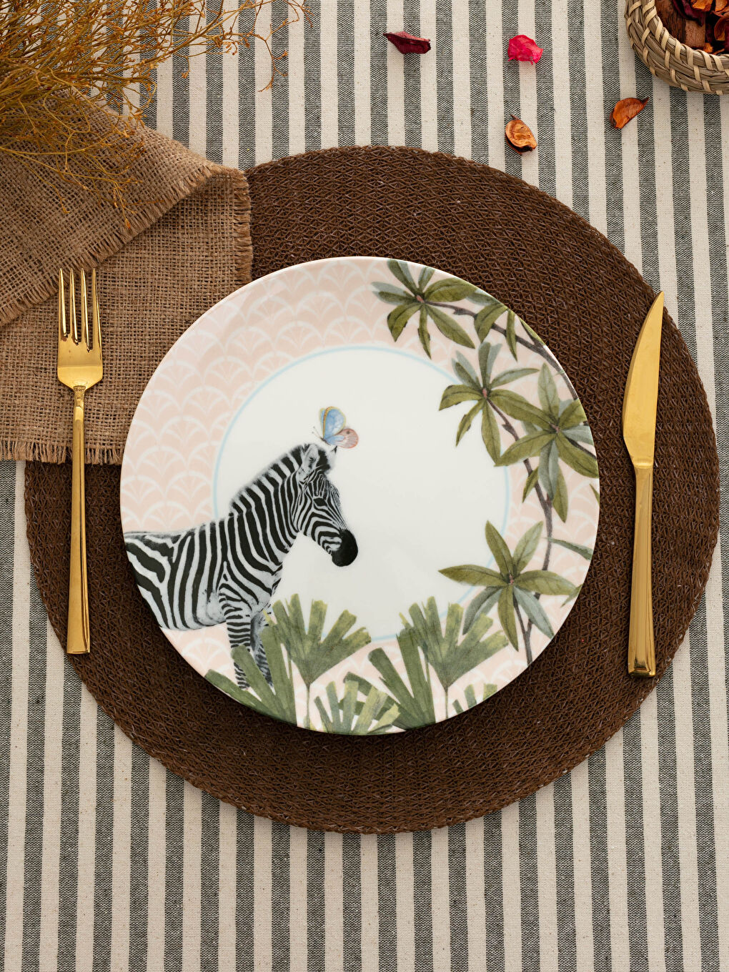 Assiette En Porcelaine À Motif Zèbre 25 Cm-1