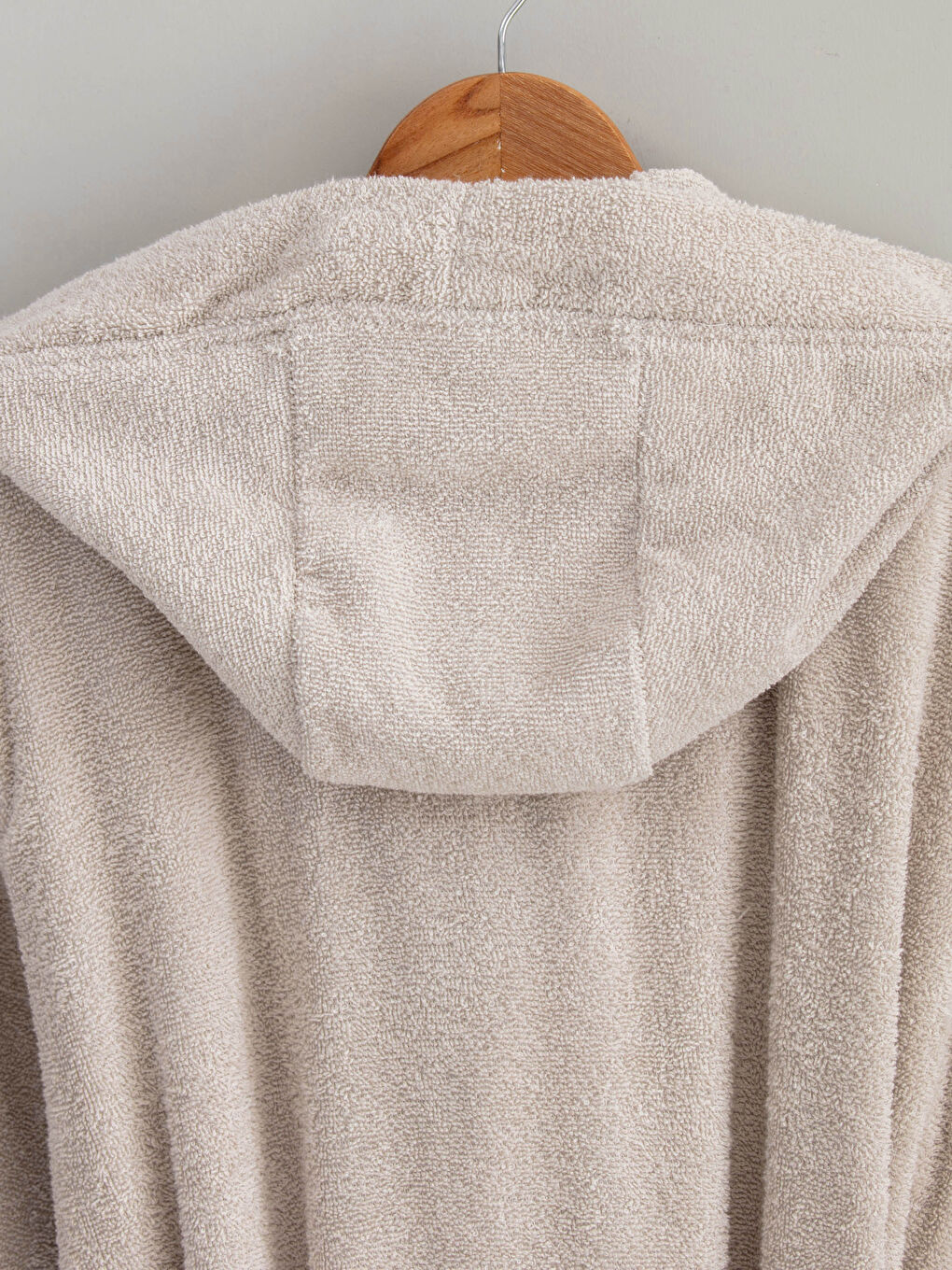 Bej Kapüşon Yaka Uzun Erkek Bornoz-2