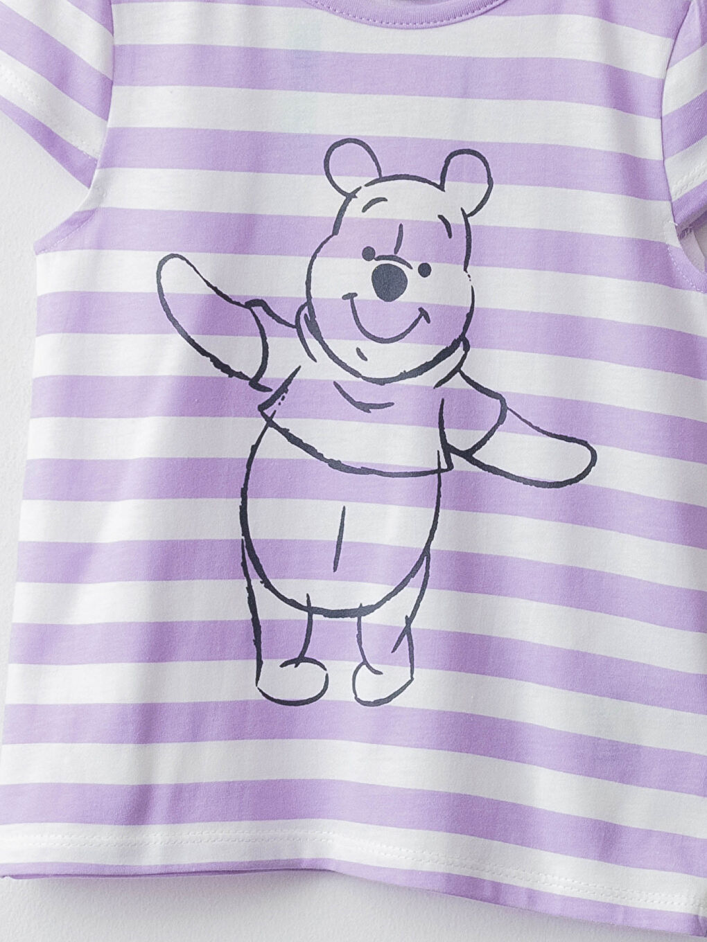 Ensemble de pyjama bébé fille imprimé Winnie l'ourson à manches courtes col rond-2