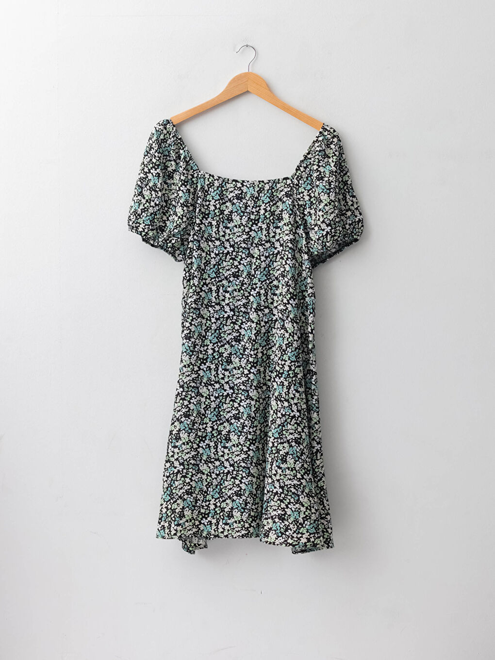 Plus Size Square Neck Floral Short Sleeve Viscose Women's Dress-5
