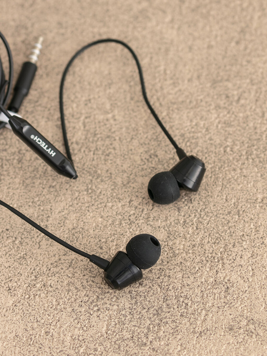 Hytech Mobile Compatible In-Ear Headphones with Microphone