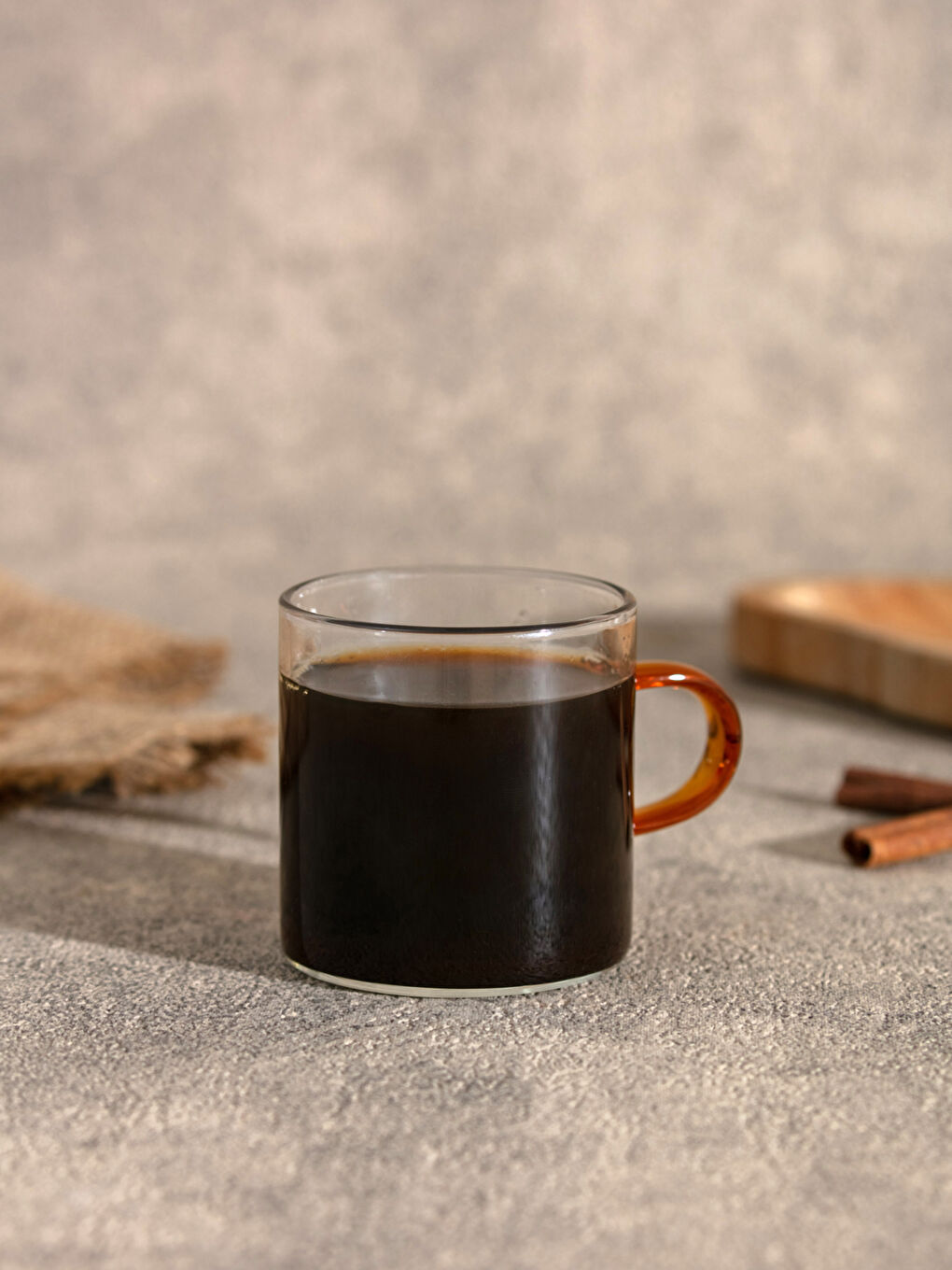 Sarı Renkli Kulp Detaylı Cam Kupa Bardak 6x6 cm