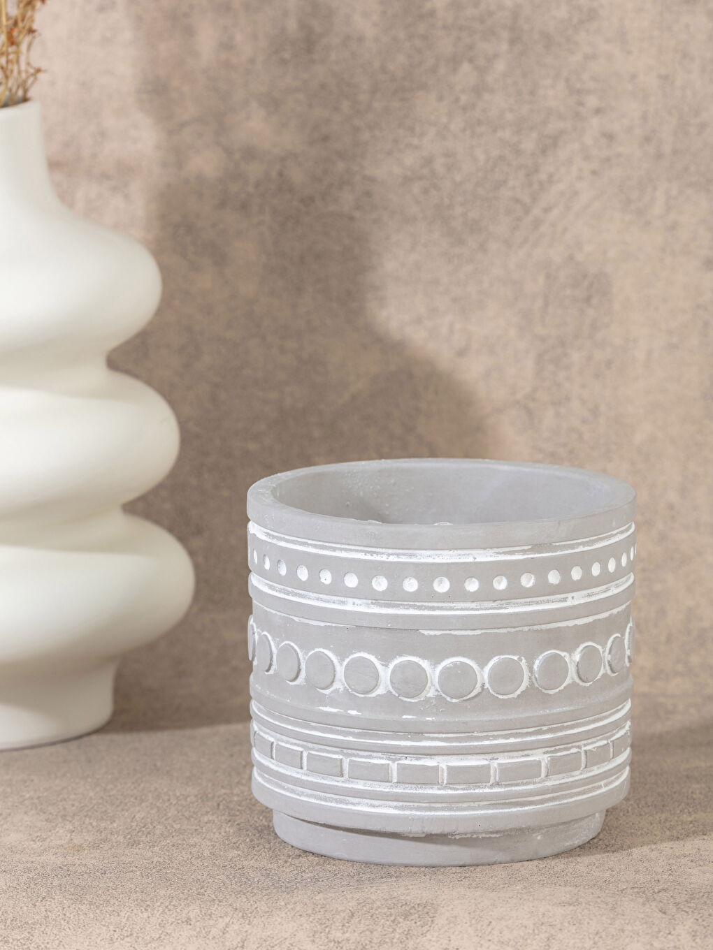 Beyaz Geometrik Desenli Dekoratif Saksı 13x13x12 cm