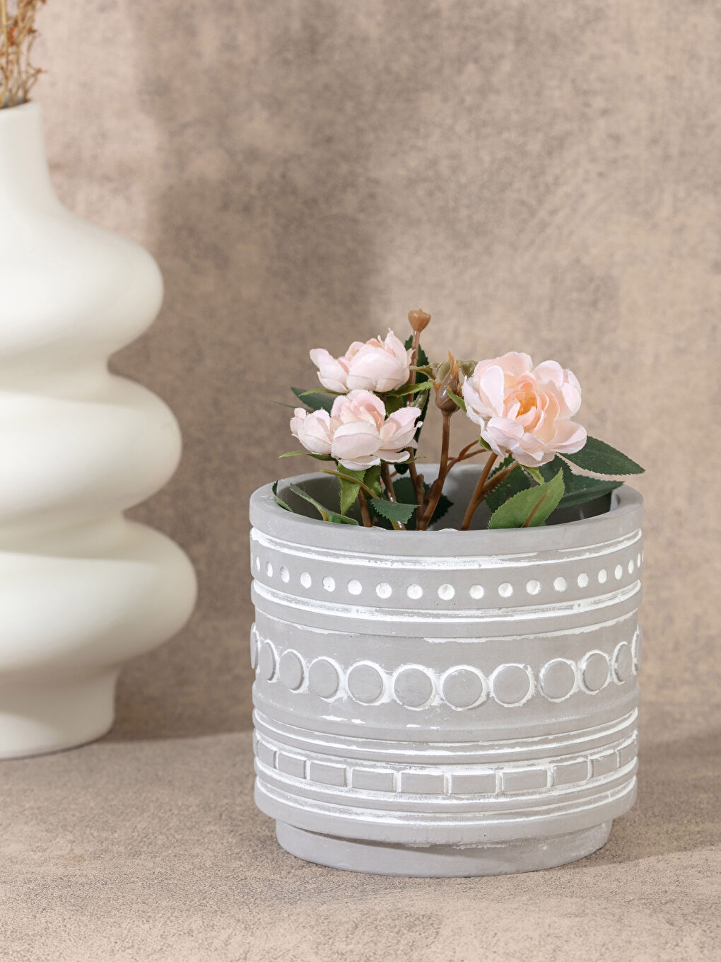 Beyaz Geometrik Desenli Dekoratif Saksı 13x13x12 cm-1