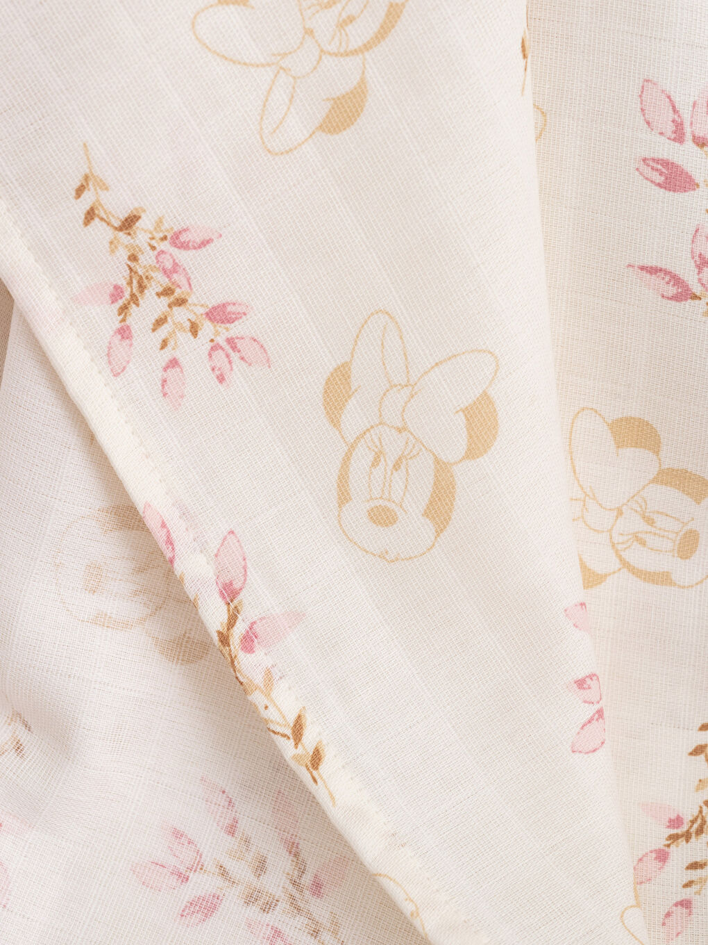 LCW baby Minnie Mouse Printed Baby Girl Muslin Cloth 90x100 Cm -S24641Z1-LT4