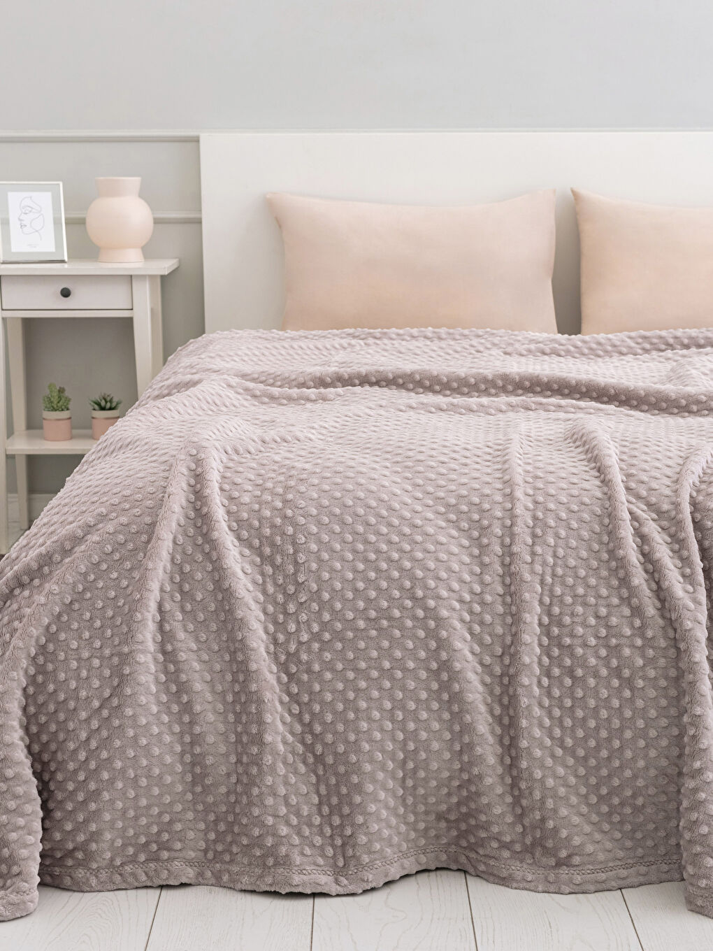 بطانية دبل بد ملمس ناعم 200x220 سم