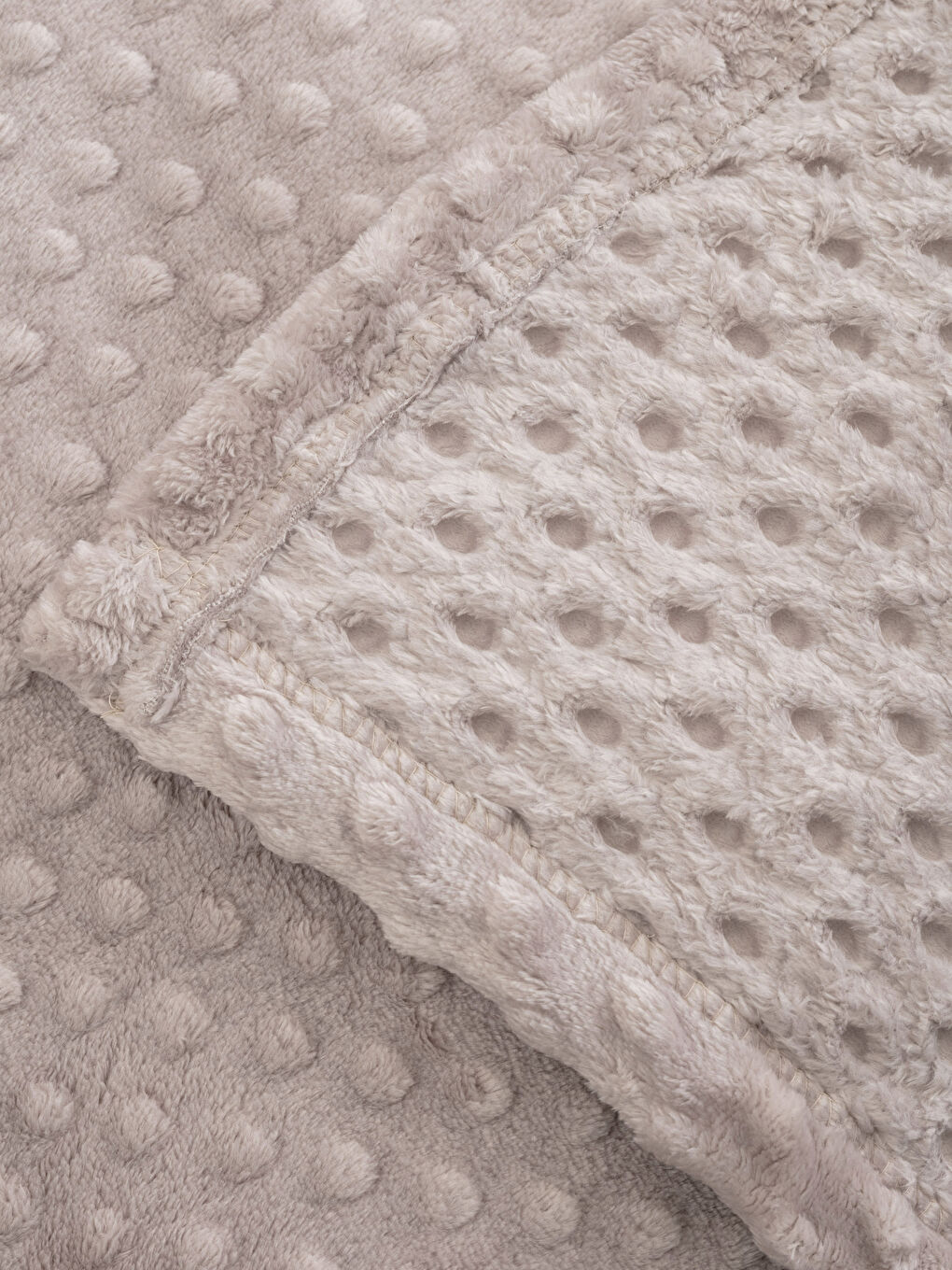 بطانية دبل بد ملمس ناعم 200x220 سم-3