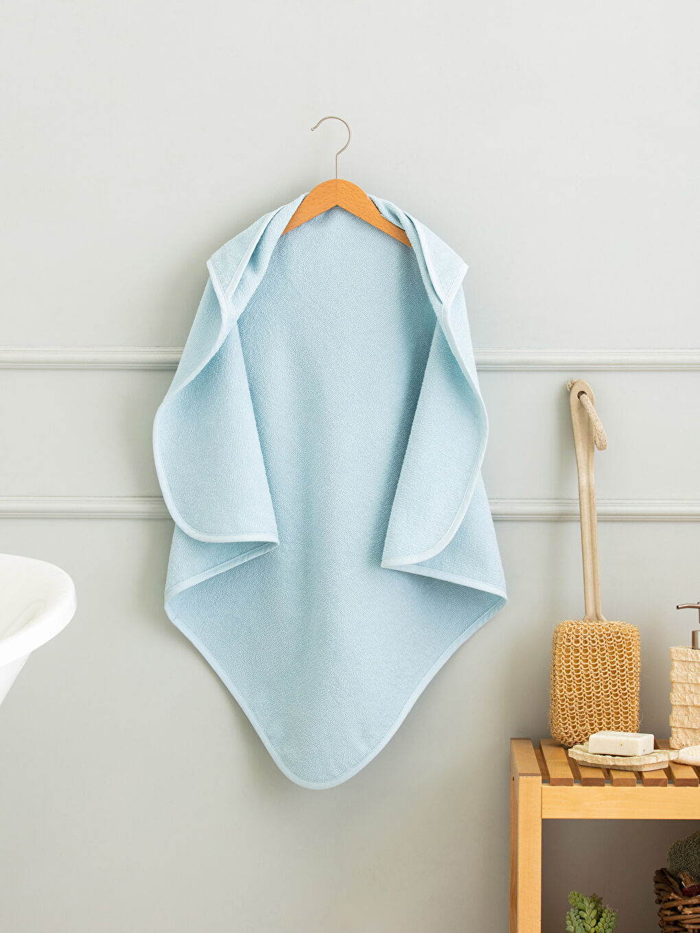 Embroidery Detailed Hooded Baby Boy Towel 75x75 Cm-1