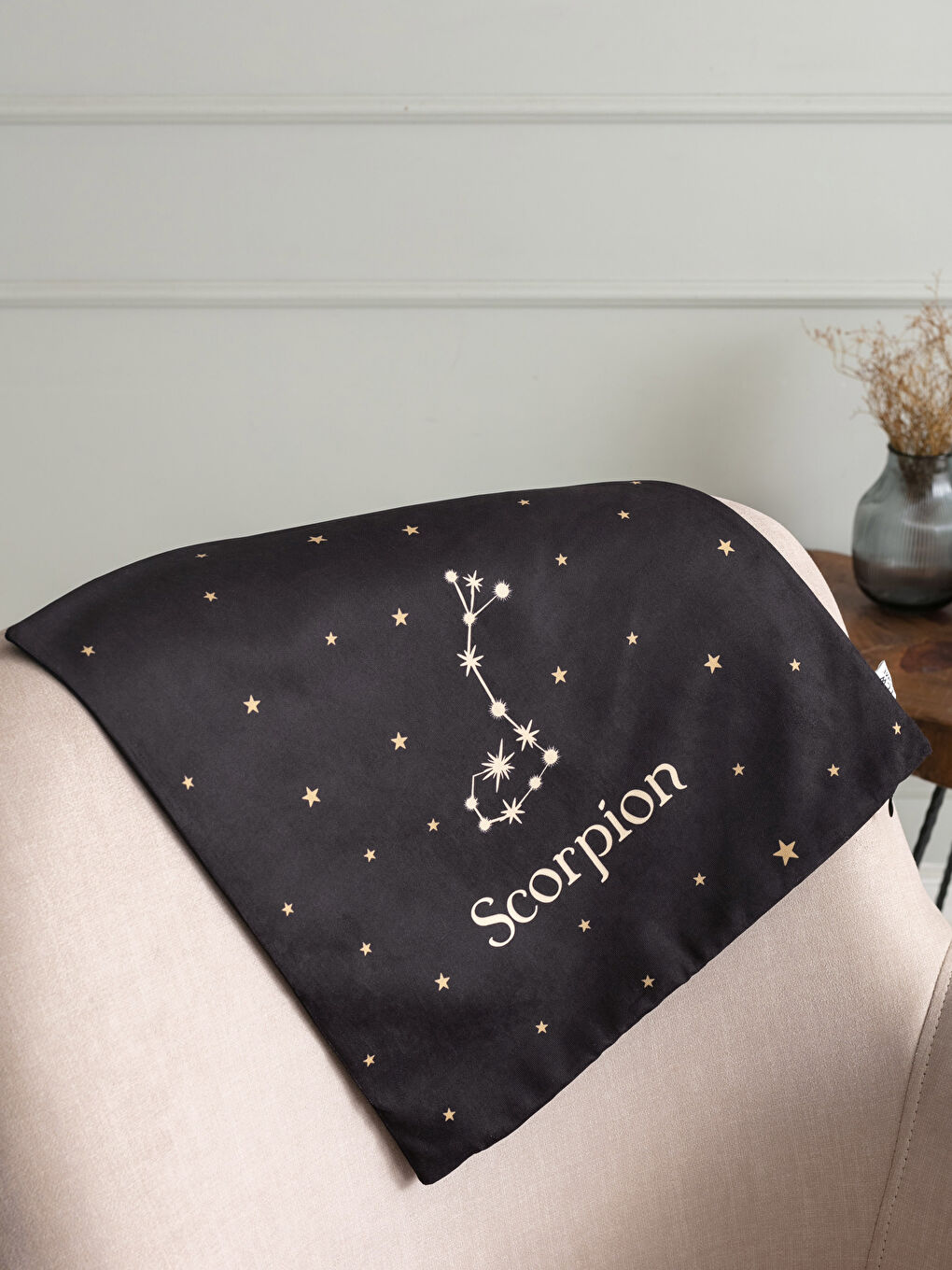Scorpio Zodiac Patterned Cushion Cover 45x45 Cm -S28192Z8-F9C