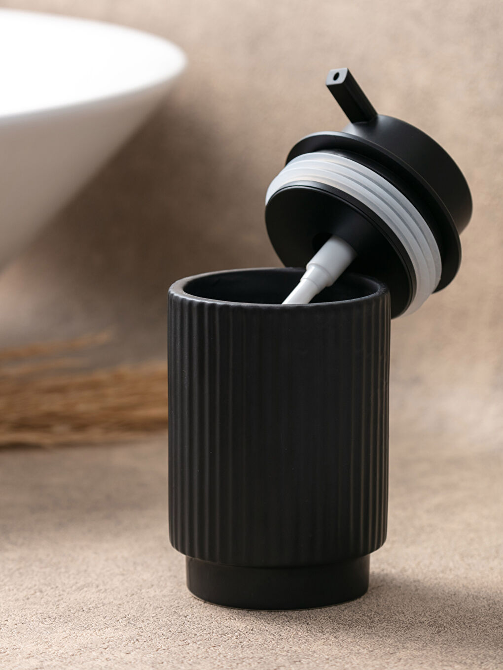 موزع صابون سائل سيراميك 7x7x14 سم-2