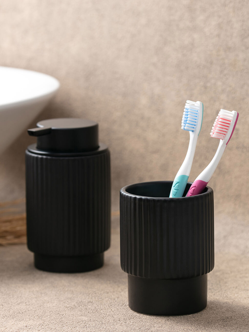 Ceramic Toothbrush Holder 7x7x10 Cm