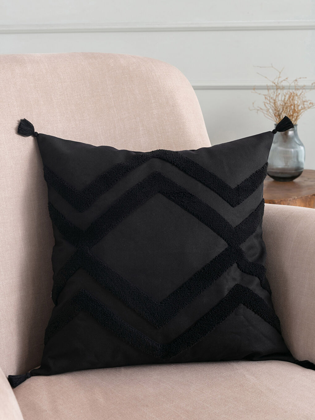 Embroidered Cushion Cover 45x45 cm