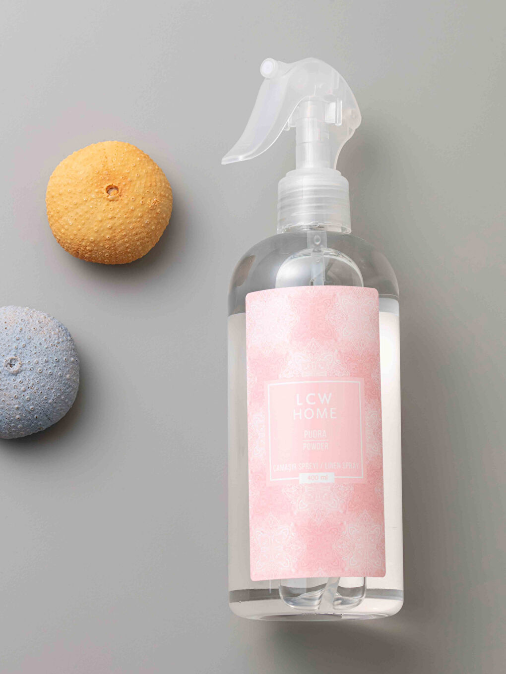 Pudra Kokulu Çamaşır Spreyi 400 ml-1