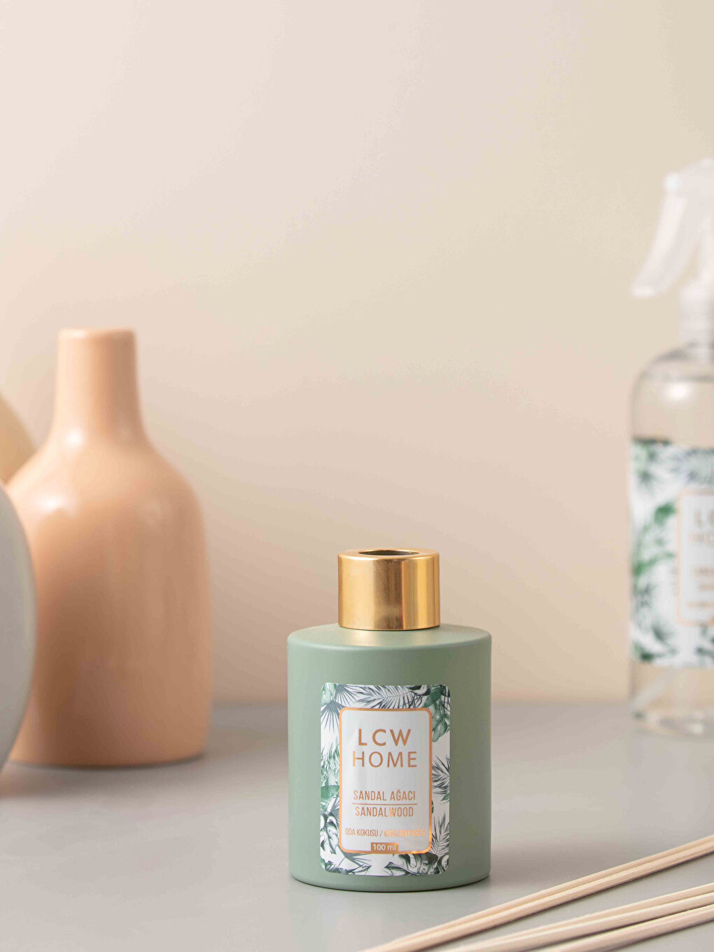LCW HOME معطر جو برائحة خشب الصندل بالأعواد 100 مل -S2AV73Z8-LRR