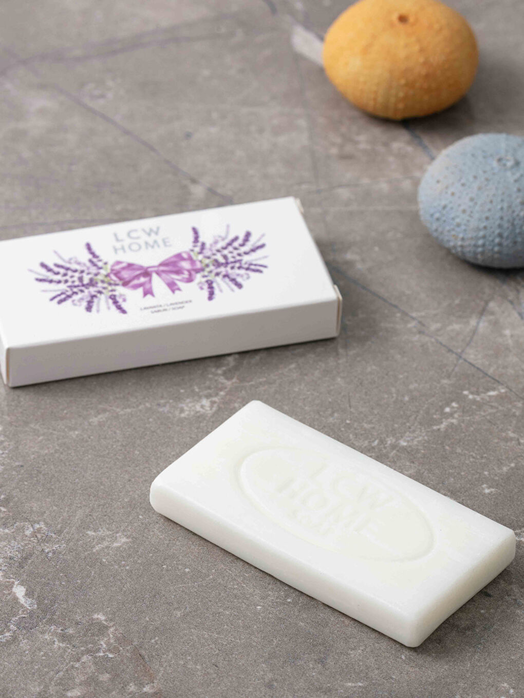 Savon Solide Parfumé à la Lavande 50 Gr-1