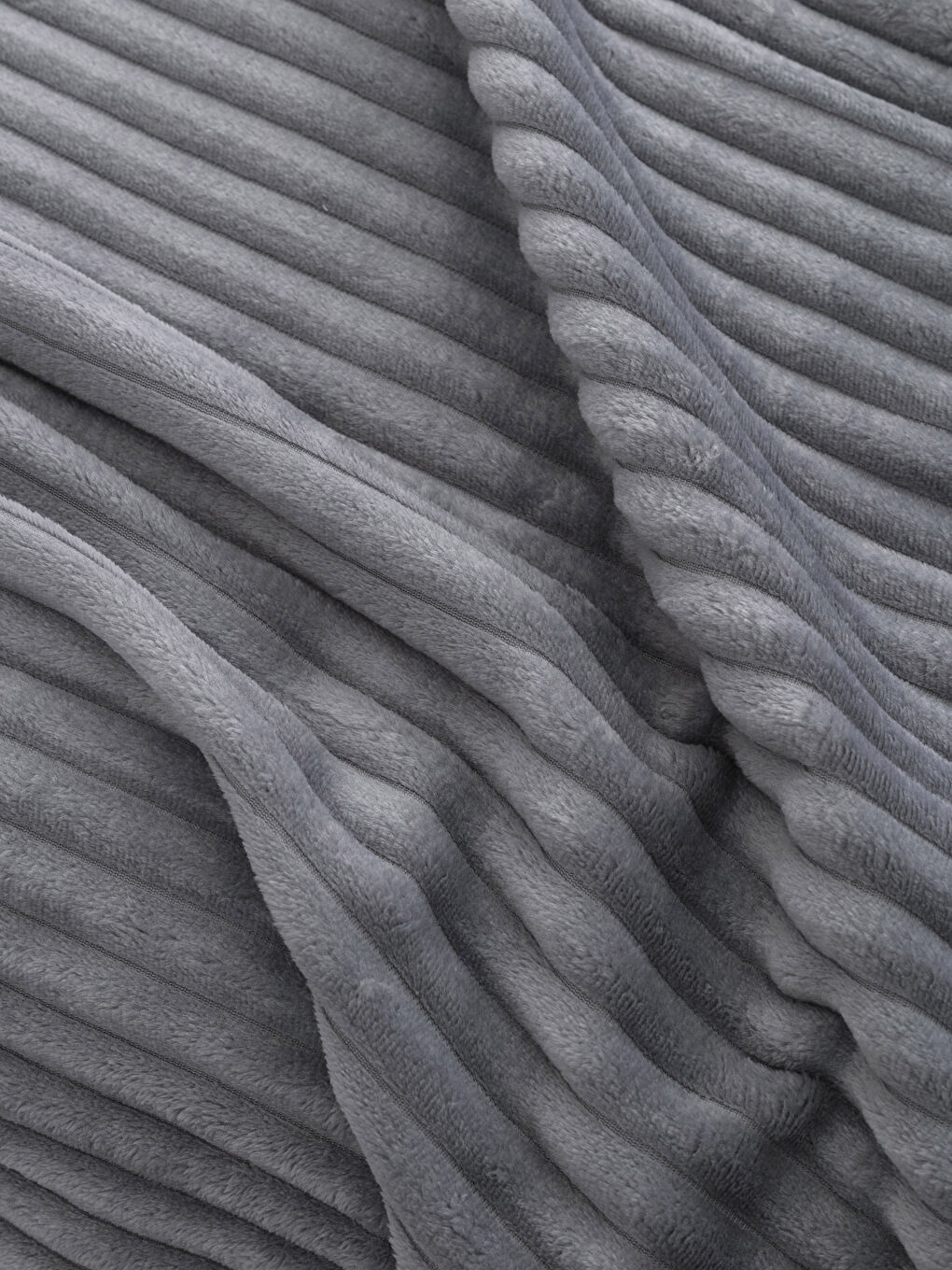 Single Soft Textured Roving Blanket 150x200 Cm-2