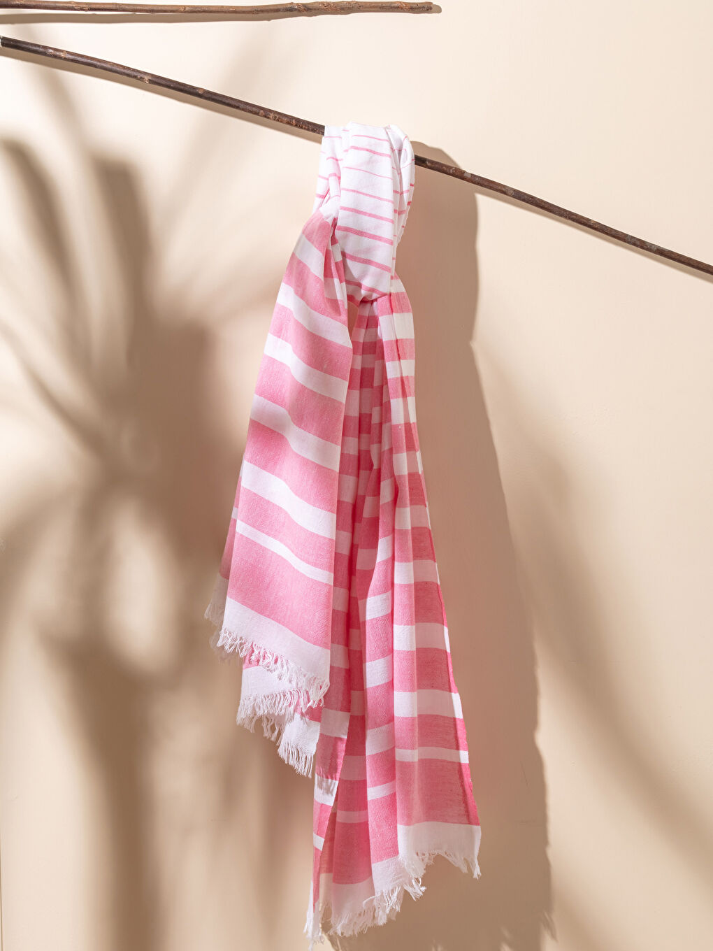 Pembe Renk Bloklu Püsküllü Peştamal Plaj Havlusu 90x165 cm