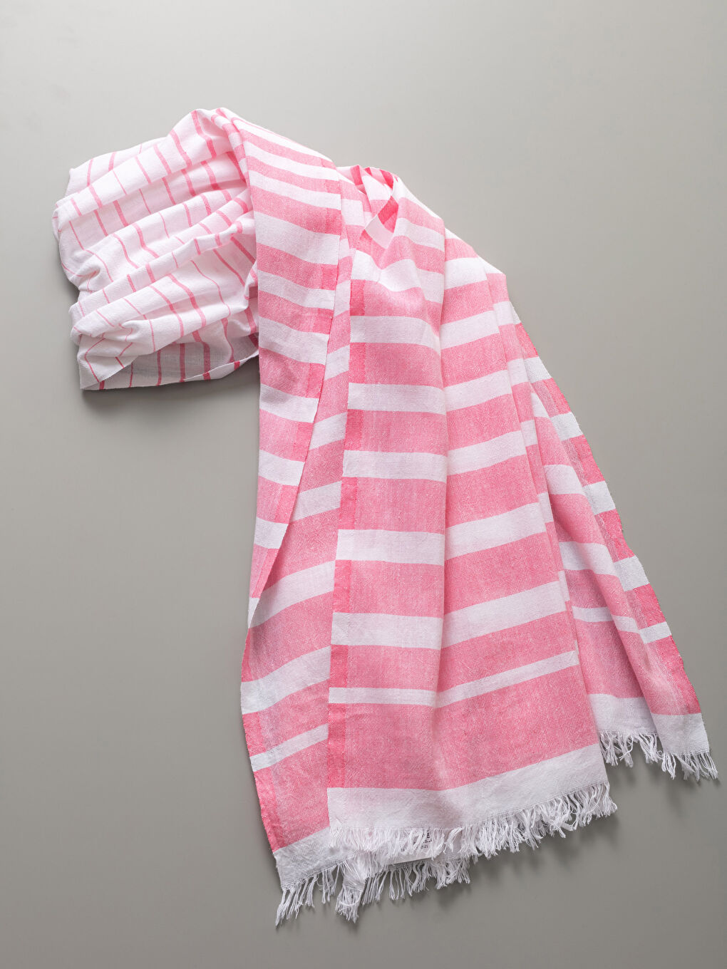 Pembe Renk Bloklu Püsküllü Peştamal Plaj Havlusu 90x165 cm-1