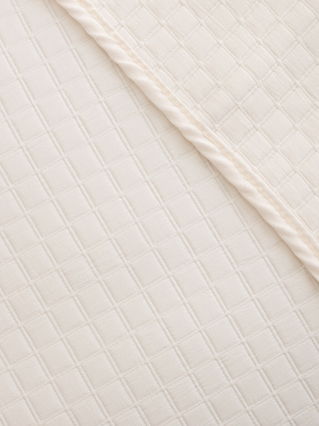 Односпальное Узорчатое Покрывало и Наволочка-4