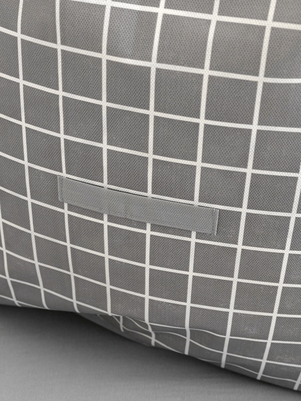 Gri Geometrik Desenli Organizer Hurç 74x46x46 cm-2