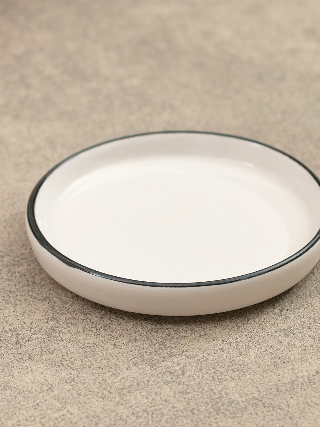 Siyah Seramik Düz Çerez Tabağı 13 cm-2