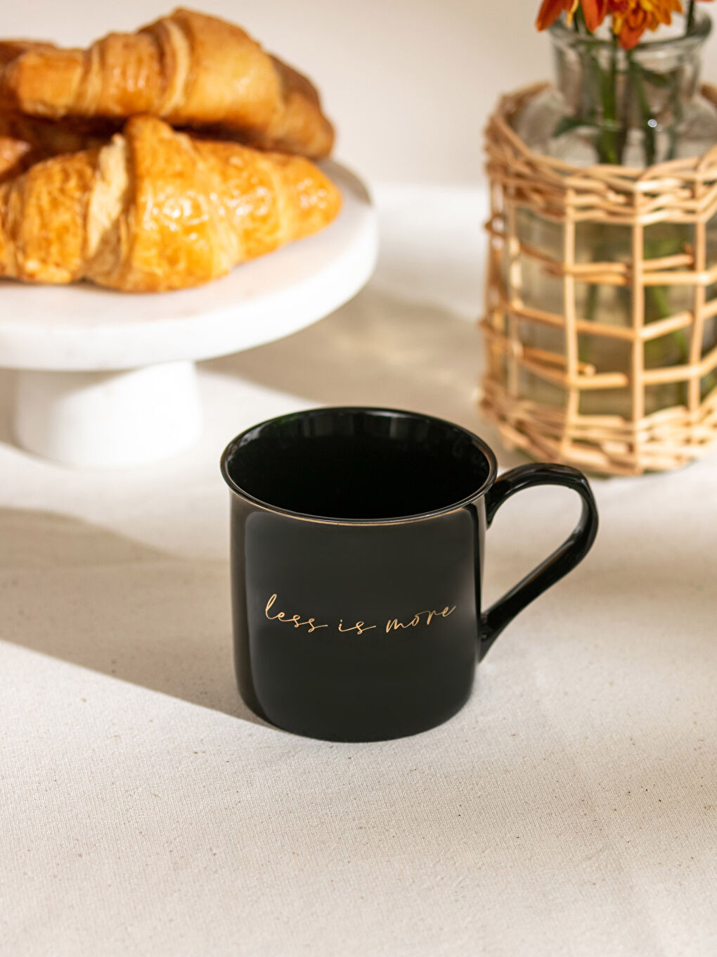 Siyah Yazı Baskılı Porselen Kupa Bardak