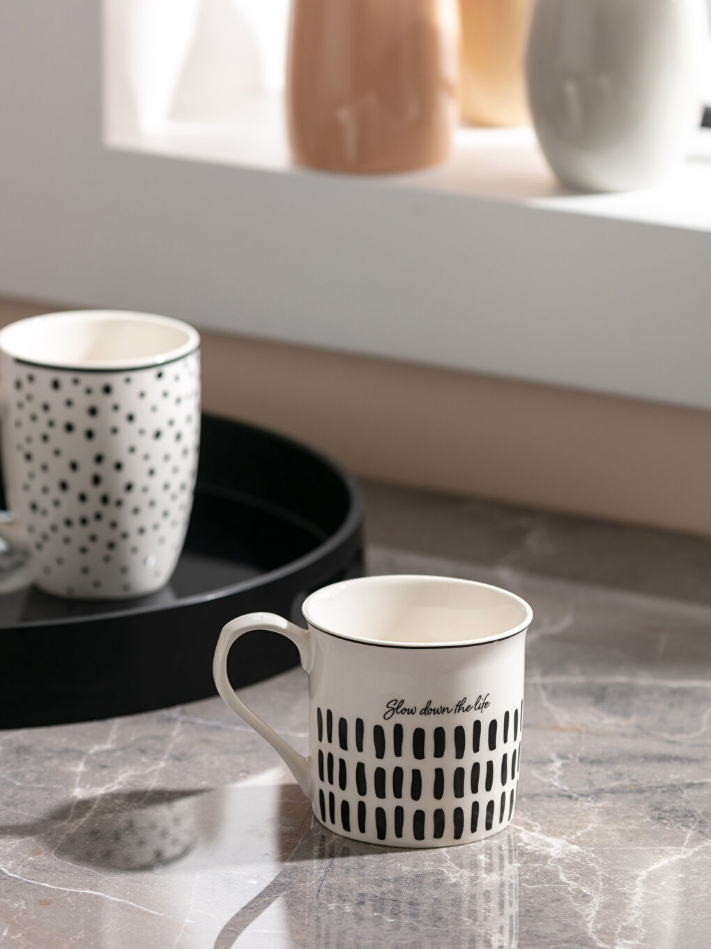 Siyah Yazı Baskılı Porselen Kupa Bardak-1