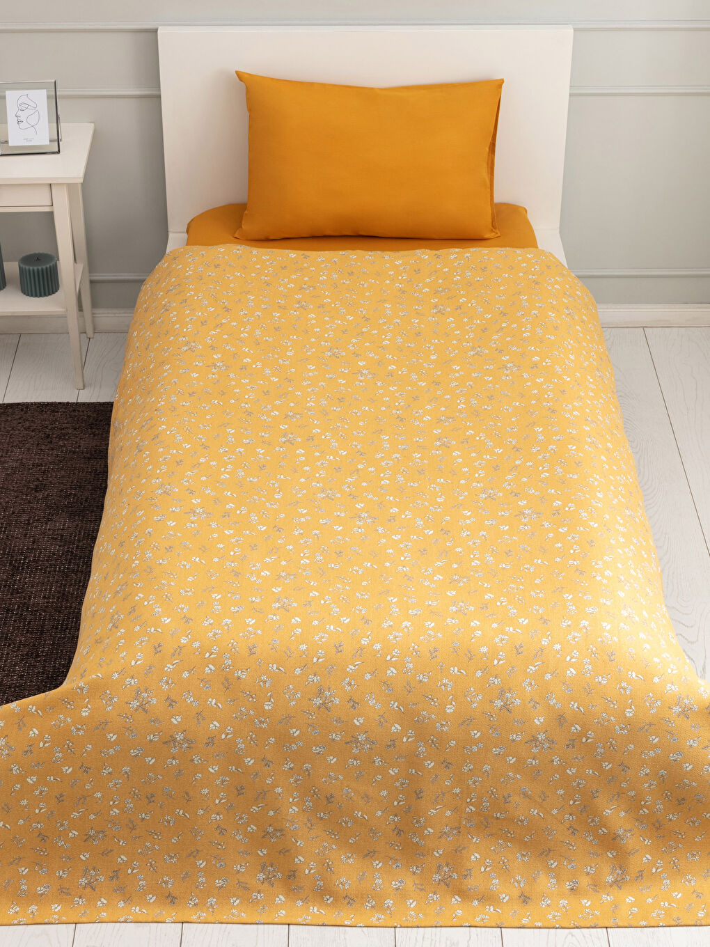 Karışık Tek Kişilik Pamuklu Çiçek Desenli Pike Takımı-2