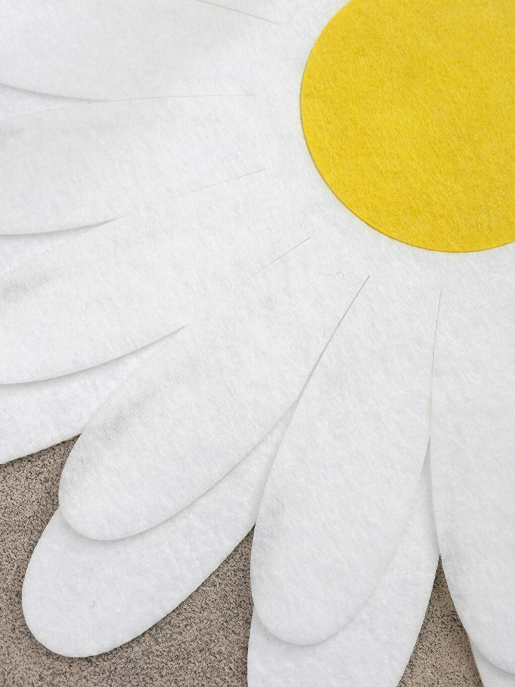 Papatya Görünümlü Keçe Supla 30x30 cm-1