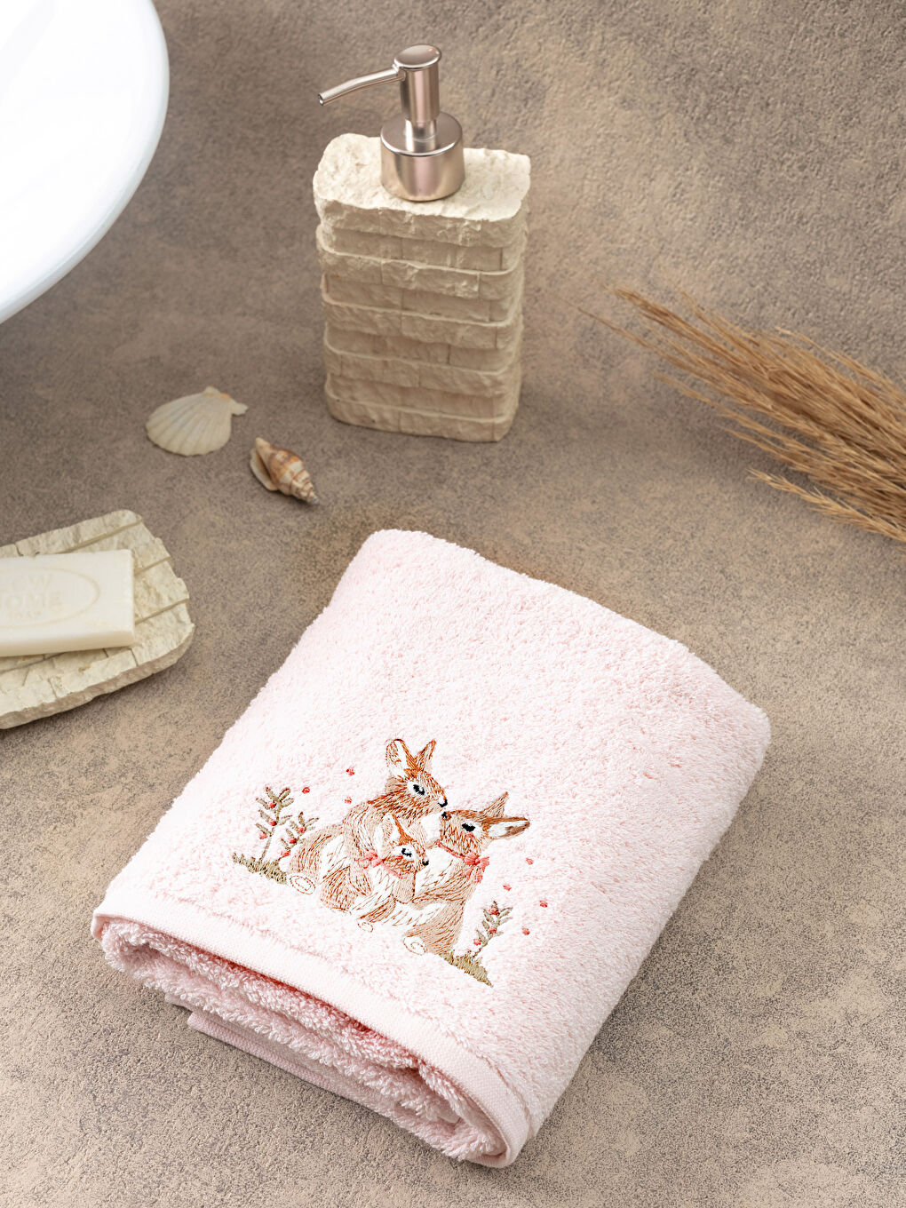 Embroidered Detail Hand Towel 50x80 cm