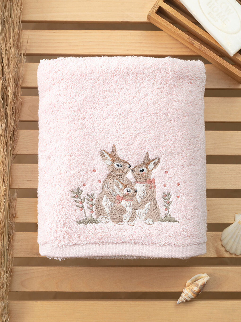 Embroidered Detail Hand Towel 50x80 cm-1