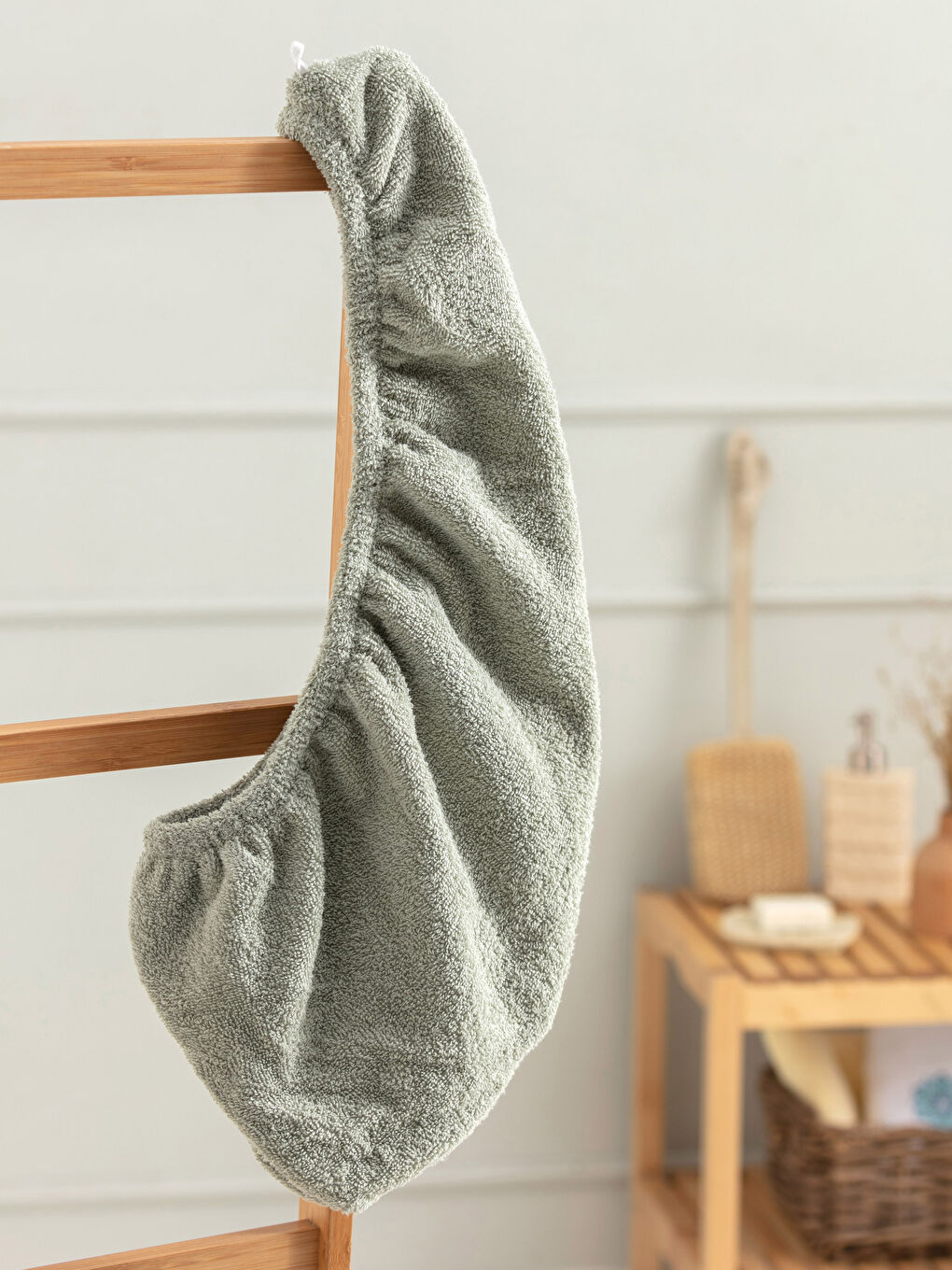 منشفة شعر سادة للسيدات