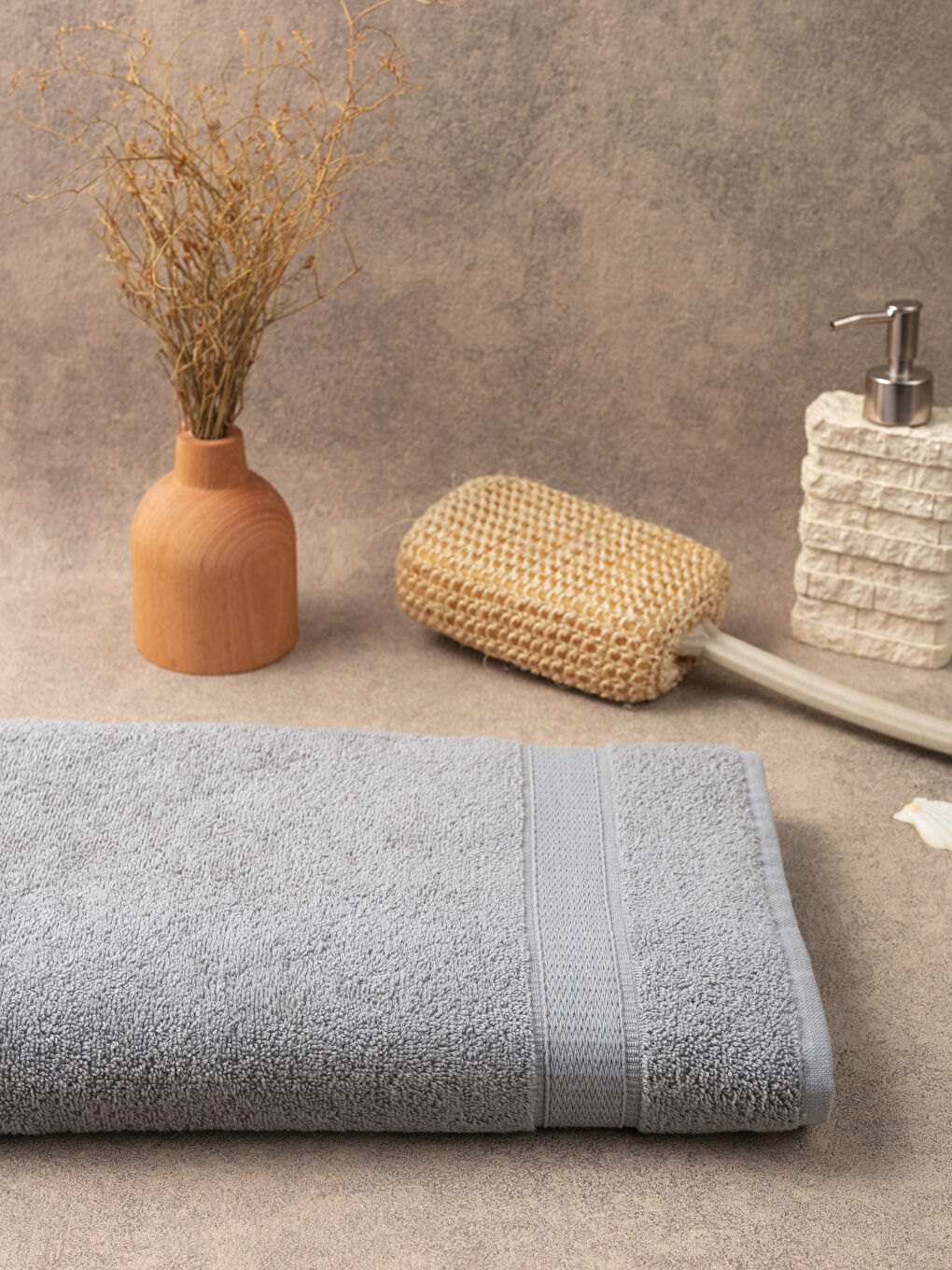 LCW HOME Plain Bath Towel 70x140 Cm -S2DS19Z8-DKB